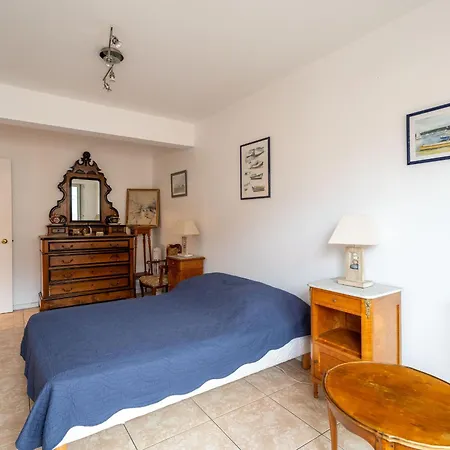 Coeur D'arcachon, T2 Avec Balcon, Parking, Proche Et Commerces - Fr-1-319-33 Apartment Arcachon