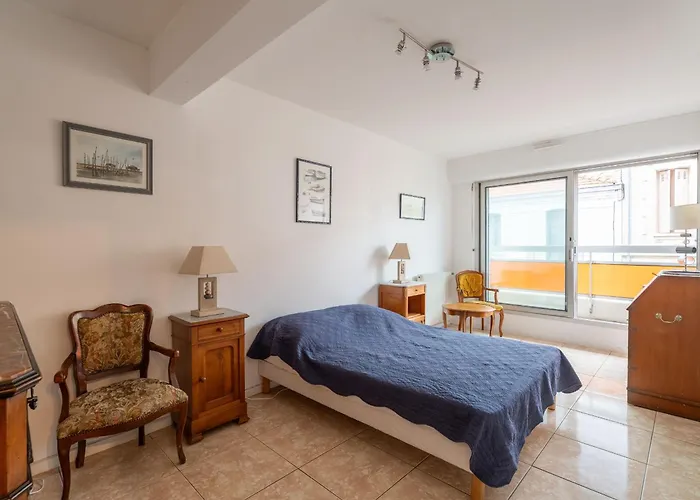 Coeur D'arcachon, T2 Avec Balcon, Parking, Proche Plage Et Commerces - Fr-1-319-33